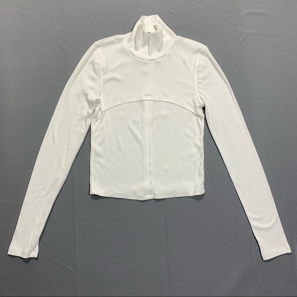 Aritzia Wilfred Free Lucie turtleneck - Picture 3 of 7